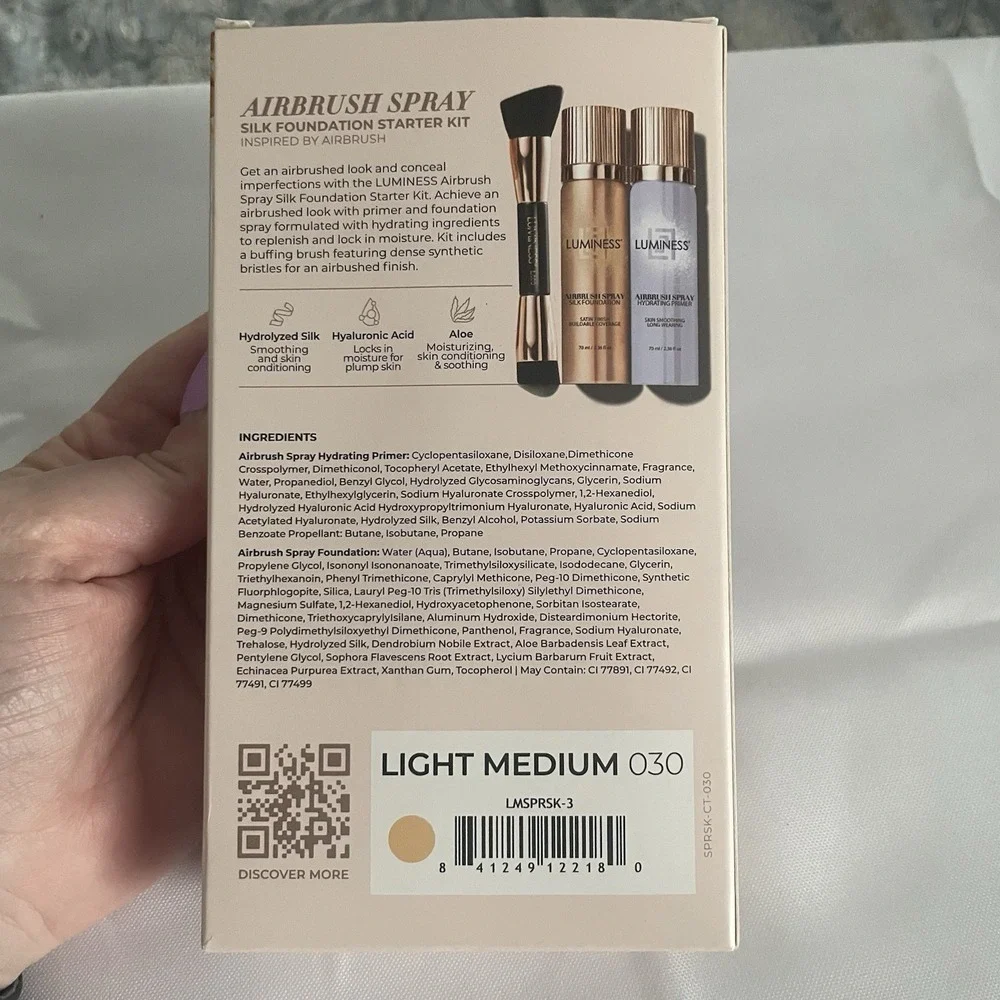 LUMINESS Silk Airbrush Spray Foundation Starter Kit With Brush Light Medium